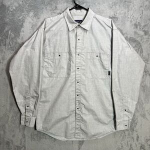 Patagonia Shirt Men's Small Gray L/S Pockets Snap‎ Closure Casual Poly Cotton